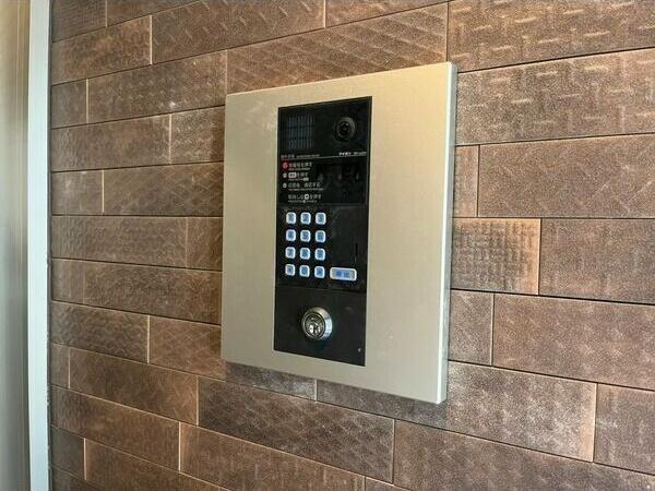 札幌市西区二十四軒四条7丁目のマンション(セキュリティ)