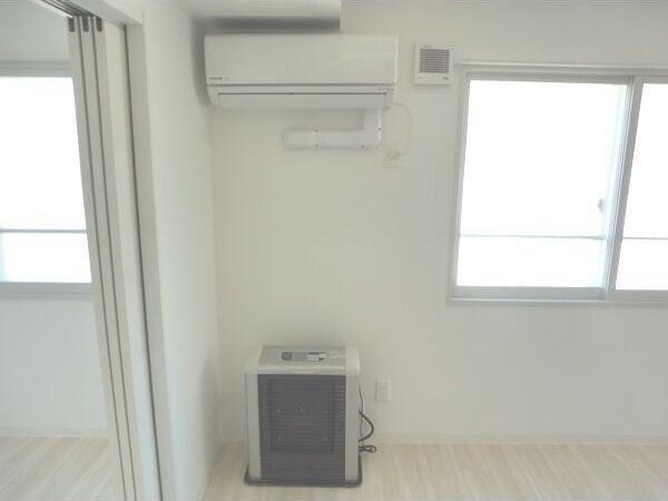 札幌市中央区南六条西21丁目のマンション(リビング)