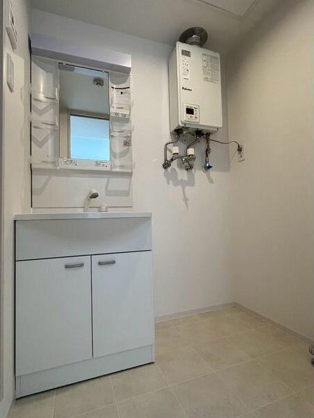 札幌市白石区菊水四条1丁目のマンション(洗面台・洗面所)