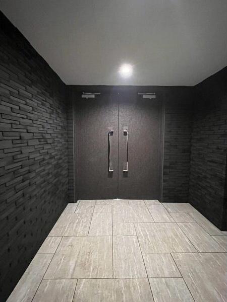 札幌市白石区菊水四条1丁目のマンション(エントランス)