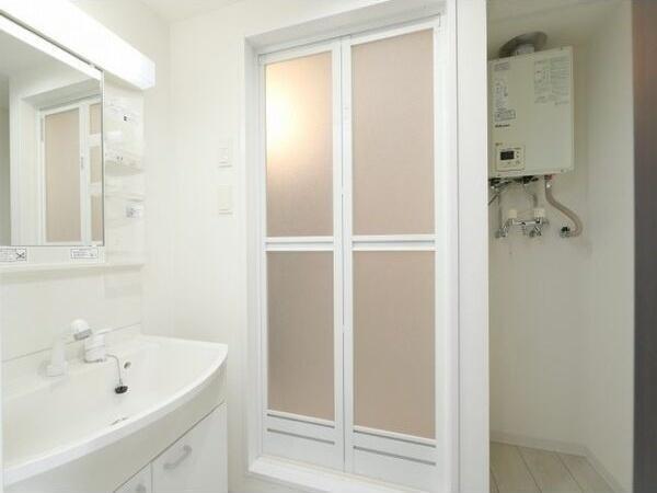 札幌市北区北二十三条西2丁目のマンション(洗面台・洗面所)