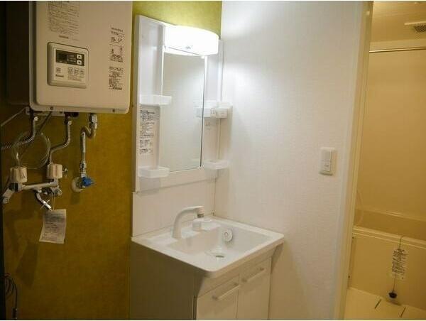 札幌市中央区南十二条西9丁目のマンション(洗面台・洗面所)