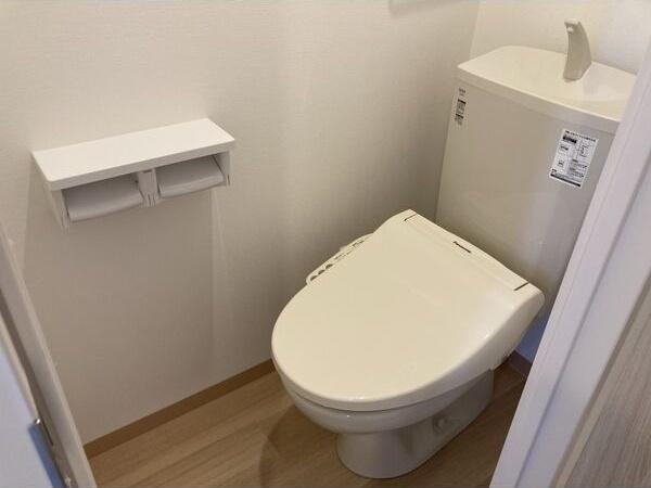 札幌市白石区南郷通14丁目北のマンション(トイレ)