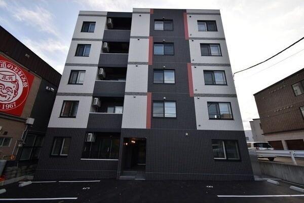 札幌市豊平区月寒東五条11丁目のマンション