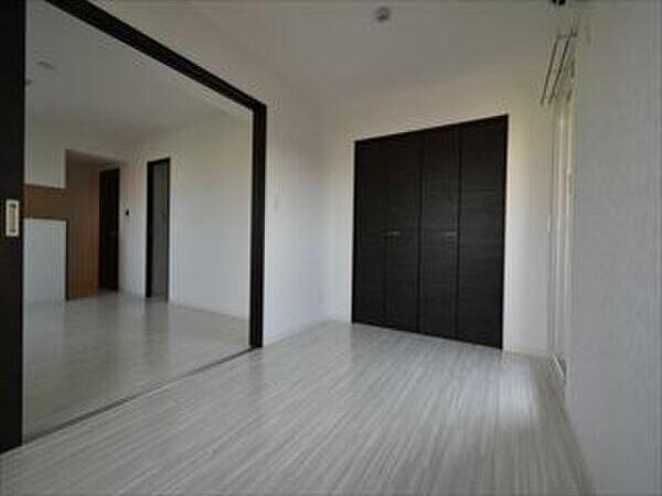 札幌市豊平区月寒東五条11丁目のマンション(リビング)