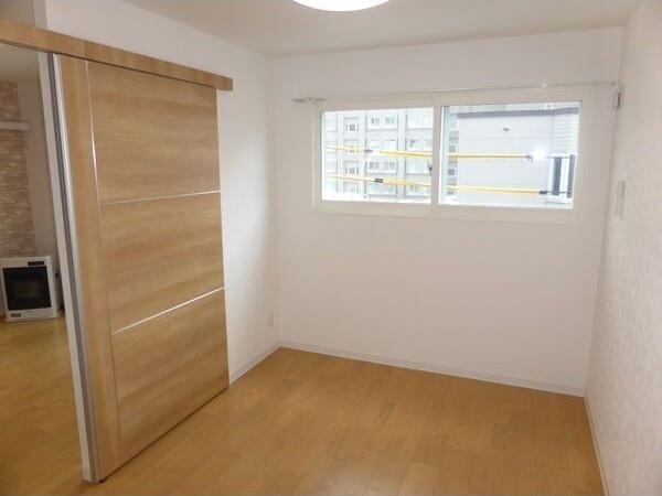 札幌市東区北三十三条東１５丁目のマンション