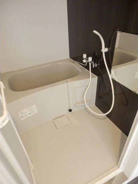 札幌市東区北四十三条東15丁目のマンション(バス)