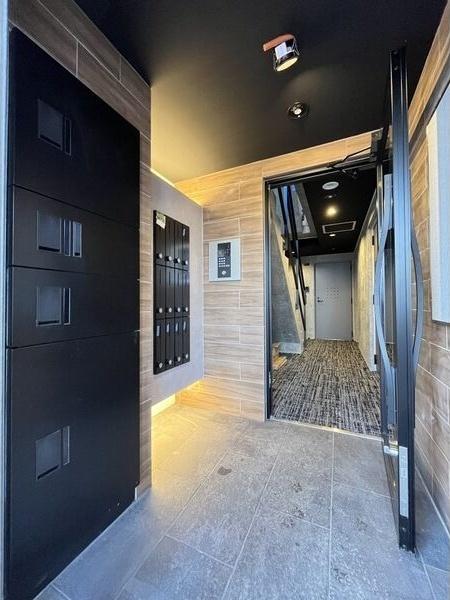 札幌市豊平区美園十一条5丁目のマンション(エントランス)