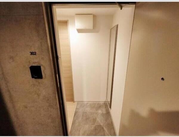 札幌市北区麻生町2丁目のマンション(玄関)