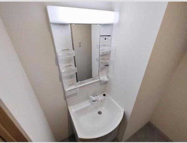 札幌市北区麻生町2丁目のマンション(洗面台・洗面所)