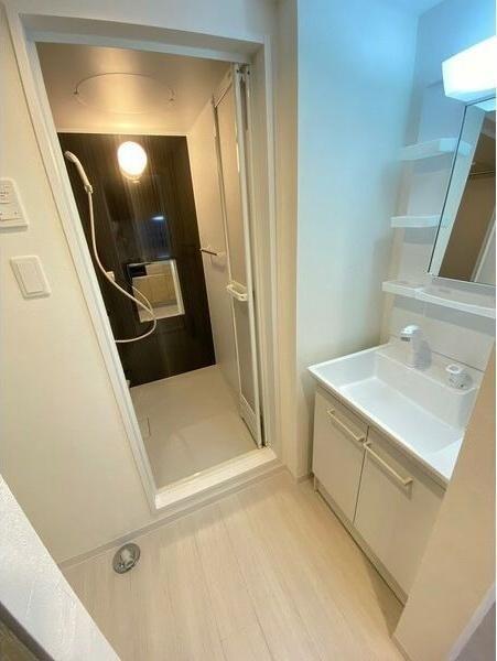 札幌市北区北三十一条西6丁目のマンション(洗面台・洗面所)