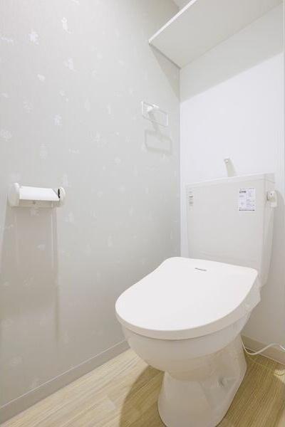 札幌市北区北六条西8丁目のアパート(トイレ)