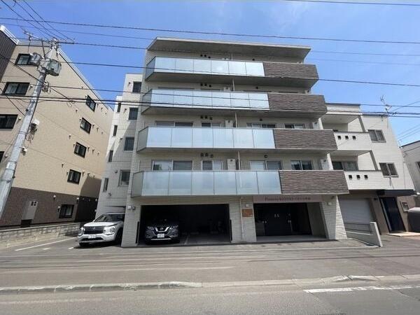 札幌市西区二十四軒四条３丁目のマンション