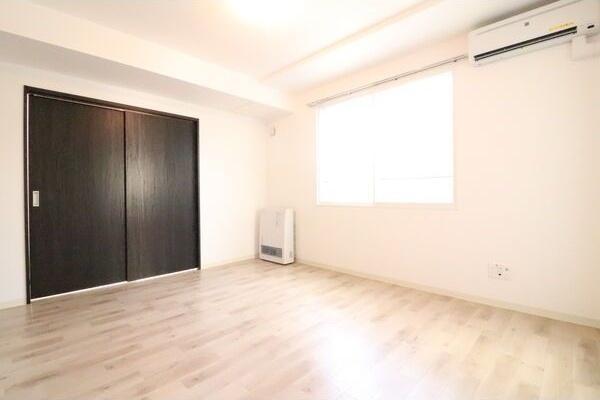 札幌市北区北十八条西5丁目のマンション(リビング)