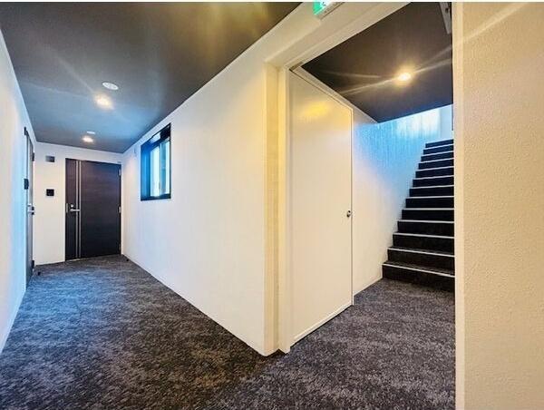 札幌市中央区北十三条西１６丁目のマンション