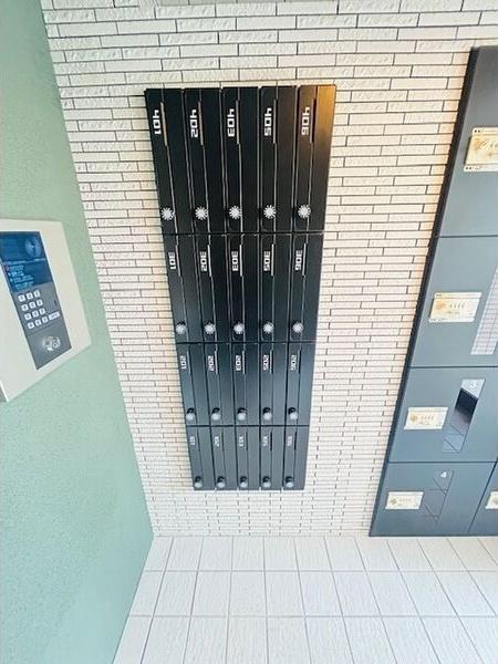 札幌市中央区北十三条西１６丁目のマンション