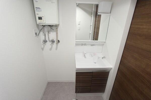 札幌市西区山の手三条2丁目のマンション(洗面台・洗面所)