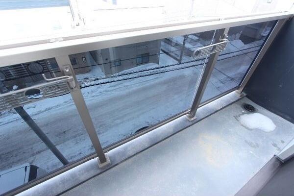 札幌市西区山の手三条2丁目のマンション(バルコニー)