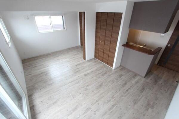 札幌市西区山の手三条2丁目のマンション(リビング)