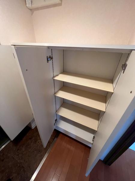 札幌市北区麻生町1丁目のマンション(収納)