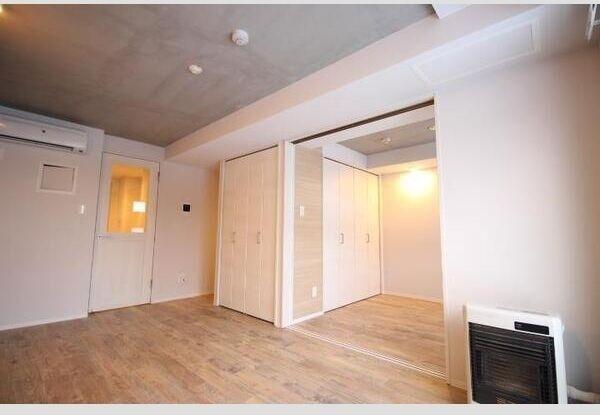 札幌市西区西野一条2丁目のマンション(リビング)