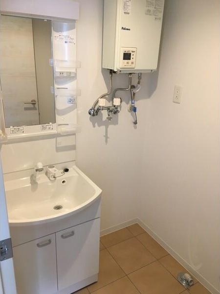 札幌市西区宮の沢一条5丁目のマンション(洗面台・洗面所)