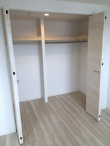 札幌市西区宮の沢一条5丁目のマンション(収納)