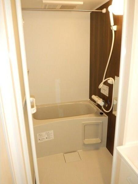 札幌市西区西町北13丁目のマンション(バス)