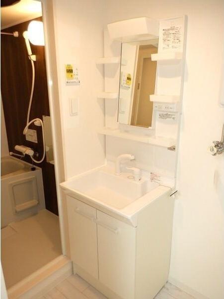 札幌市西区西町北13丁目のマンション(洗面台・洗面所)