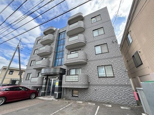 札幌市西区二十四軒三条6丁目のマンション