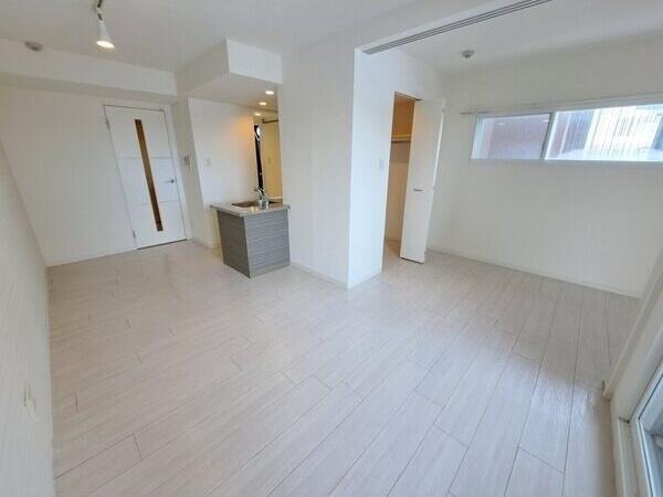 グランラヴィーヌ本郷通