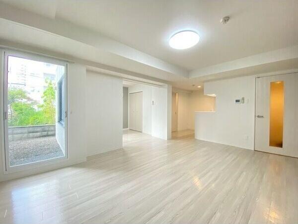 札幌市西区西町北2丁目のマンション(リビング)