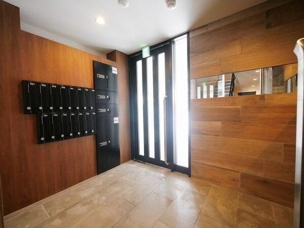 札幌市東区北十六条東１４丁目のマンション