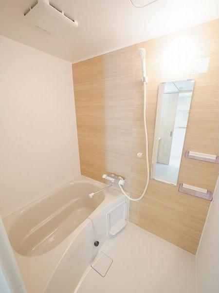 札幌市白石区菊水七条1丁目のマンション(バス)