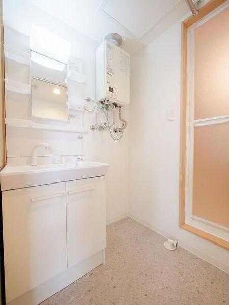 札幌市白石区菊水七条1丁目のマンション(洗面台・洗面所)