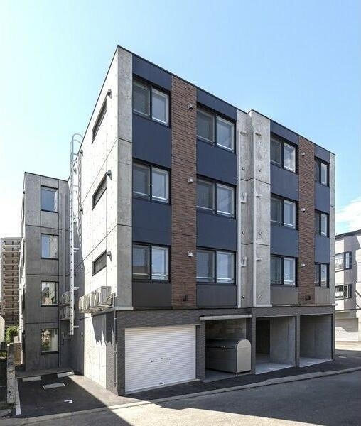 preciousMIYANOSAWAプレシャスミヤノサワ