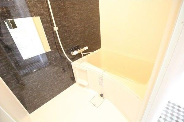 札幌市豊平区水車町２丁目のマンション