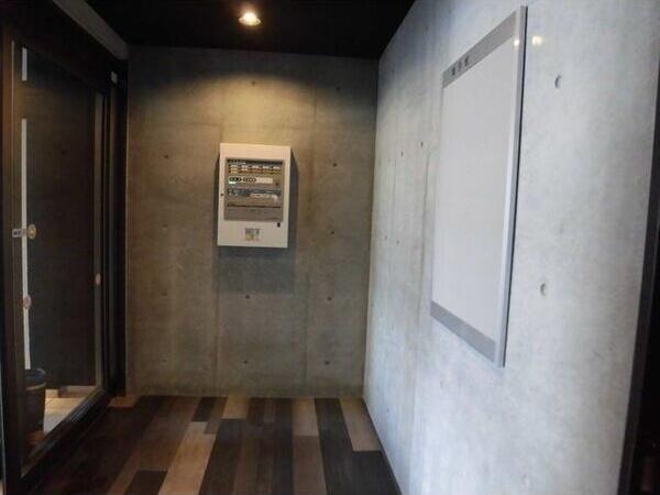 札幌市中央区南六条西１２丁目のマンション