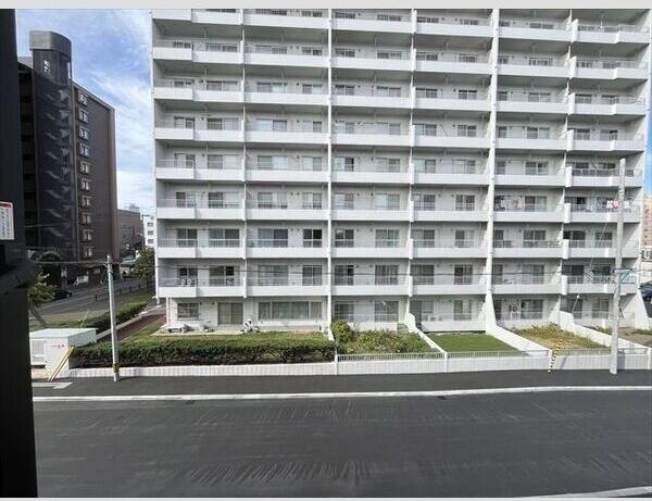 札幌市白石区菊水二条２丁目のマンション