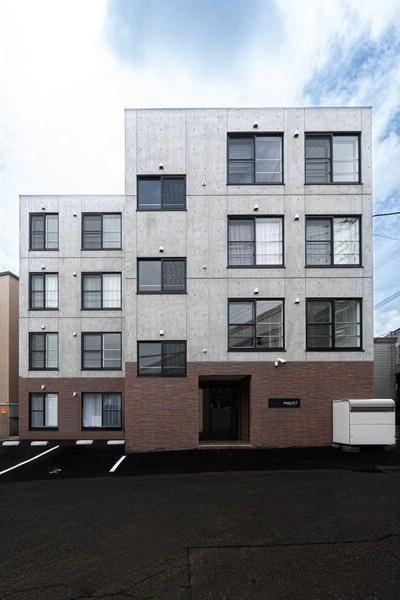 札幌市豊平区平岸三条１７丁目のマンション