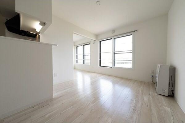 札幌市豊平区平岸三条１７丁目のマンション