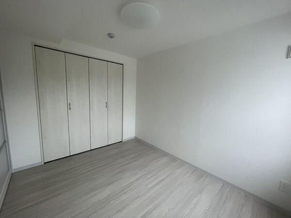 札幌市豊平区平岸一条８丁目のアパート