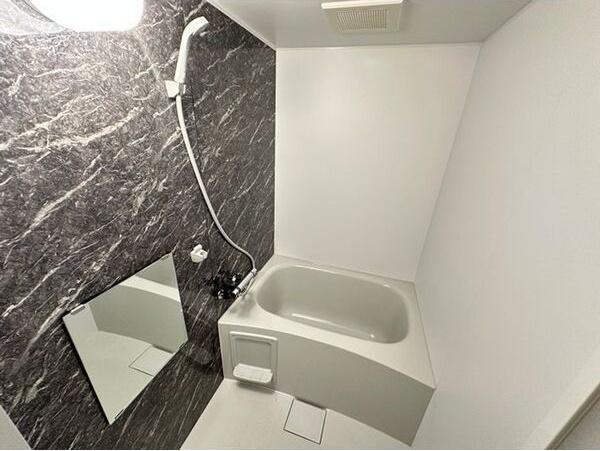 札幌市東区北十九条東１６丁目のマンション