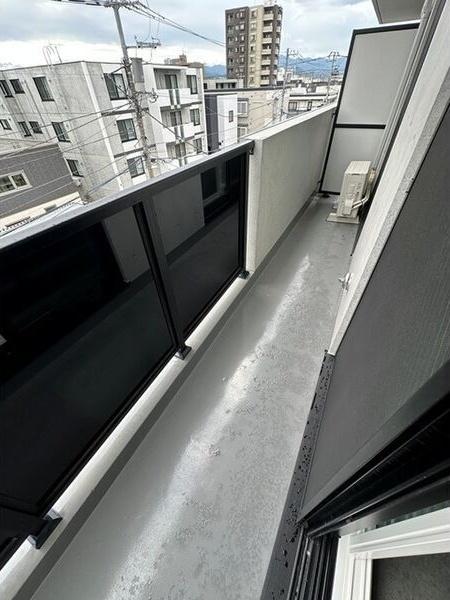 札幌市東区北十九条東１６丁目のマンション