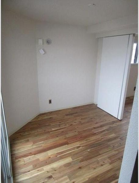 ラヴェーラ福住