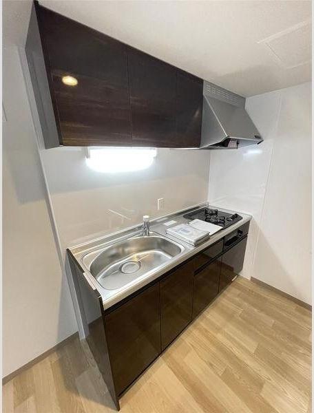 札幌市白石区本郷通７丁目北のアパート