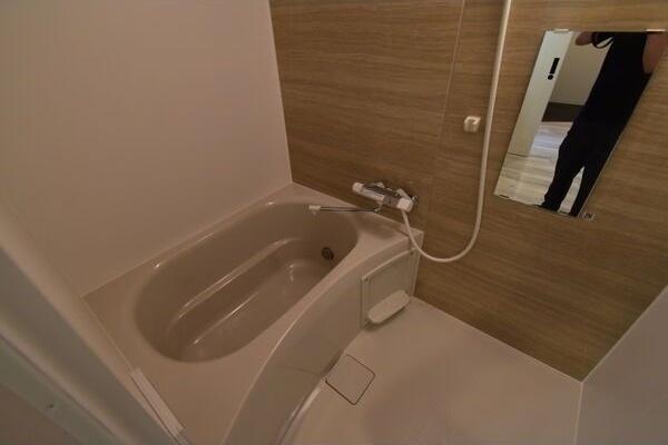 札幌市白石区本郷通５丁目南のマンション