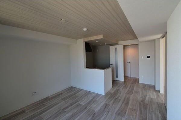 札幌市白石区本郷通５丁目南のマンション