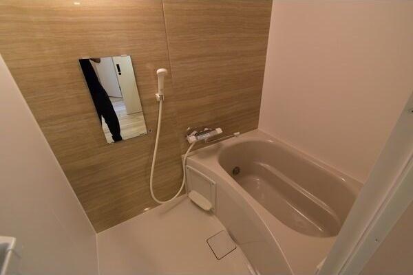 札幌市白石区本郷通５丁目南のマンション