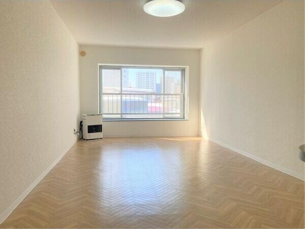 札幌市白石区菊水七条３丁目のマンション